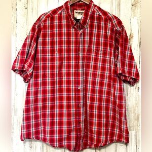 Wrangler button‎ down